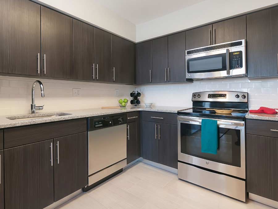 modern updated kitchen in the Whitney Apartments in Claymont DE