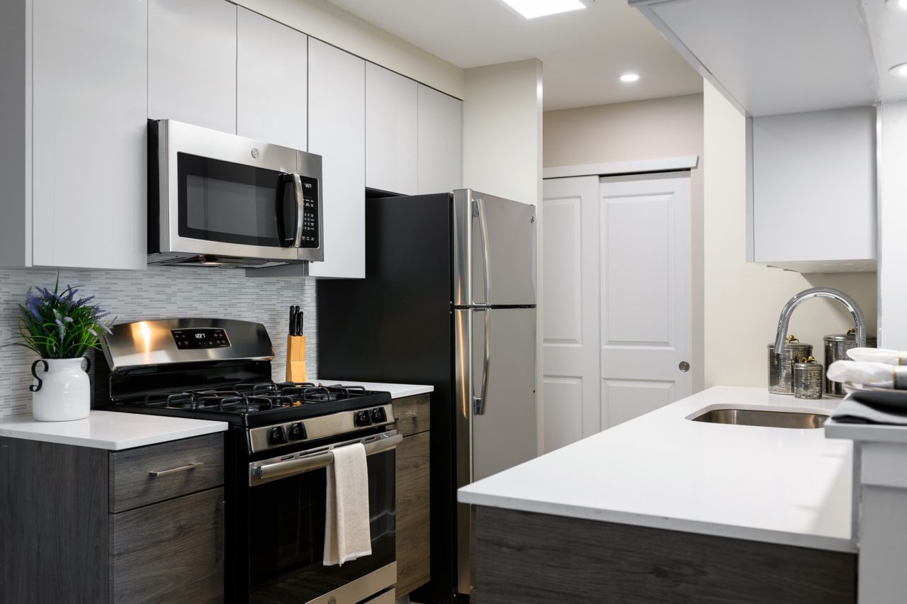 Dupont Towers | Roxborough Apartments