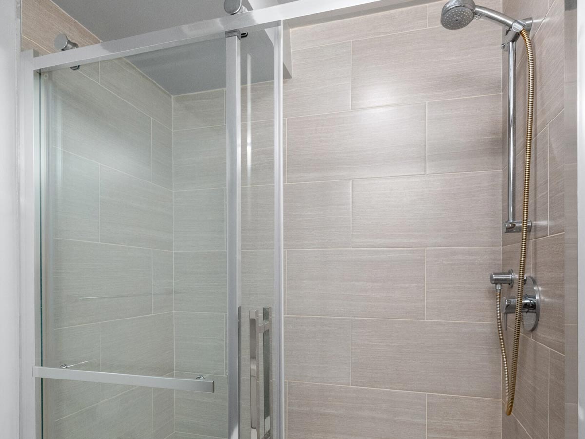 Rock Hill Apartments Bathroom with stall shower